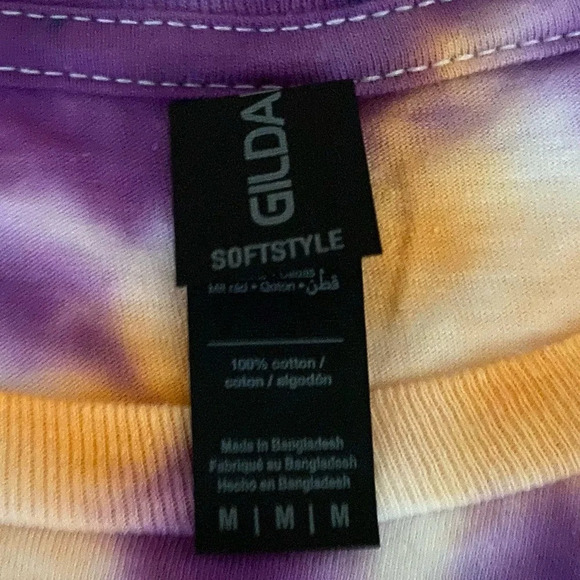 GILDAN Soft Style | Tie-Dye T-Shirt | Color:  Purple & Orange | Size: M … - Picture 5 of 8